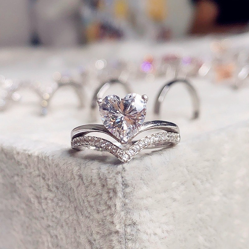 HeartLuxe Ring