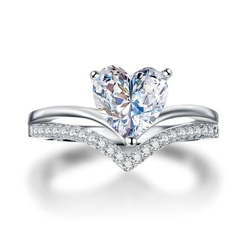 HeartLuxe Ring
