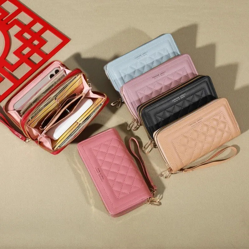 LuxeTassel Clutch