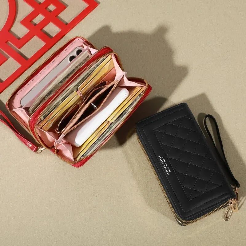 LuxeTassel Clutch
